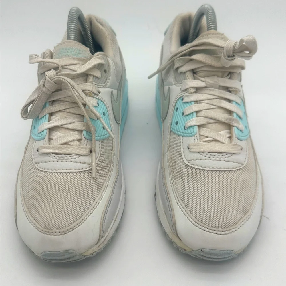 Nike Air Max 90 White Glacier Blue Wolf Grey Light Silver Women's Size 8
